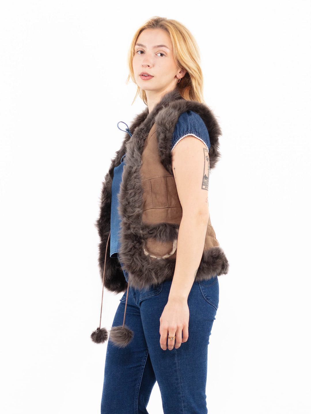 Vintage 90's Women Sheepskin Vest in BeigeA0034