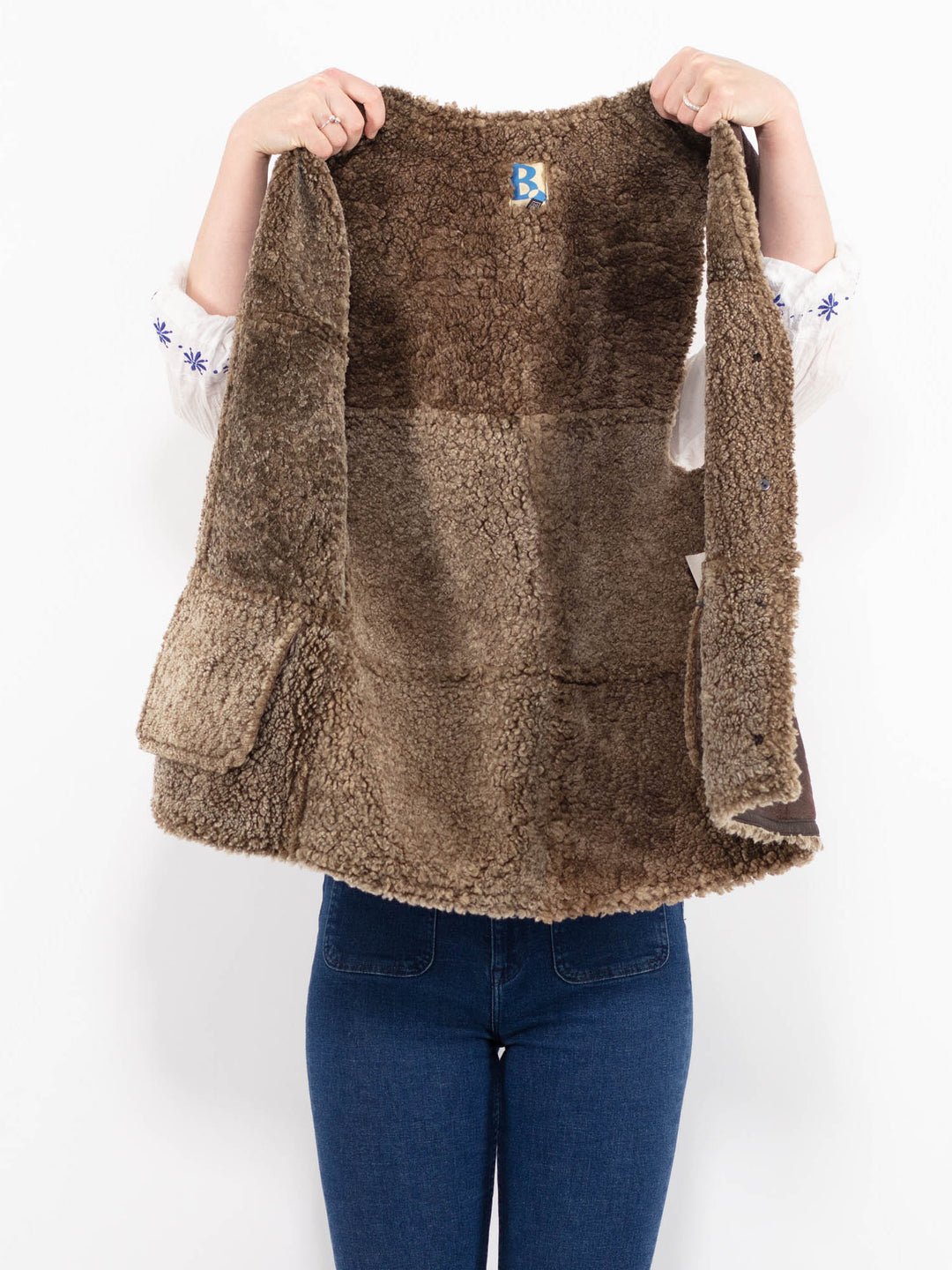 Vintage 90's Women Sheepskin Vest in BrownA1000