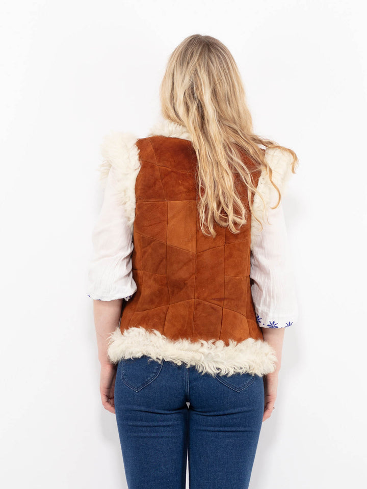 Vintage 90's Women Sheepskin Vest in BrownA1023