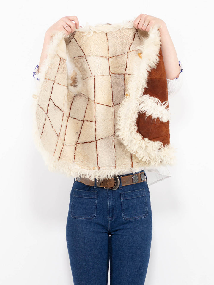 Vintage 90's Women Sheepskin Vest in BrownA1023