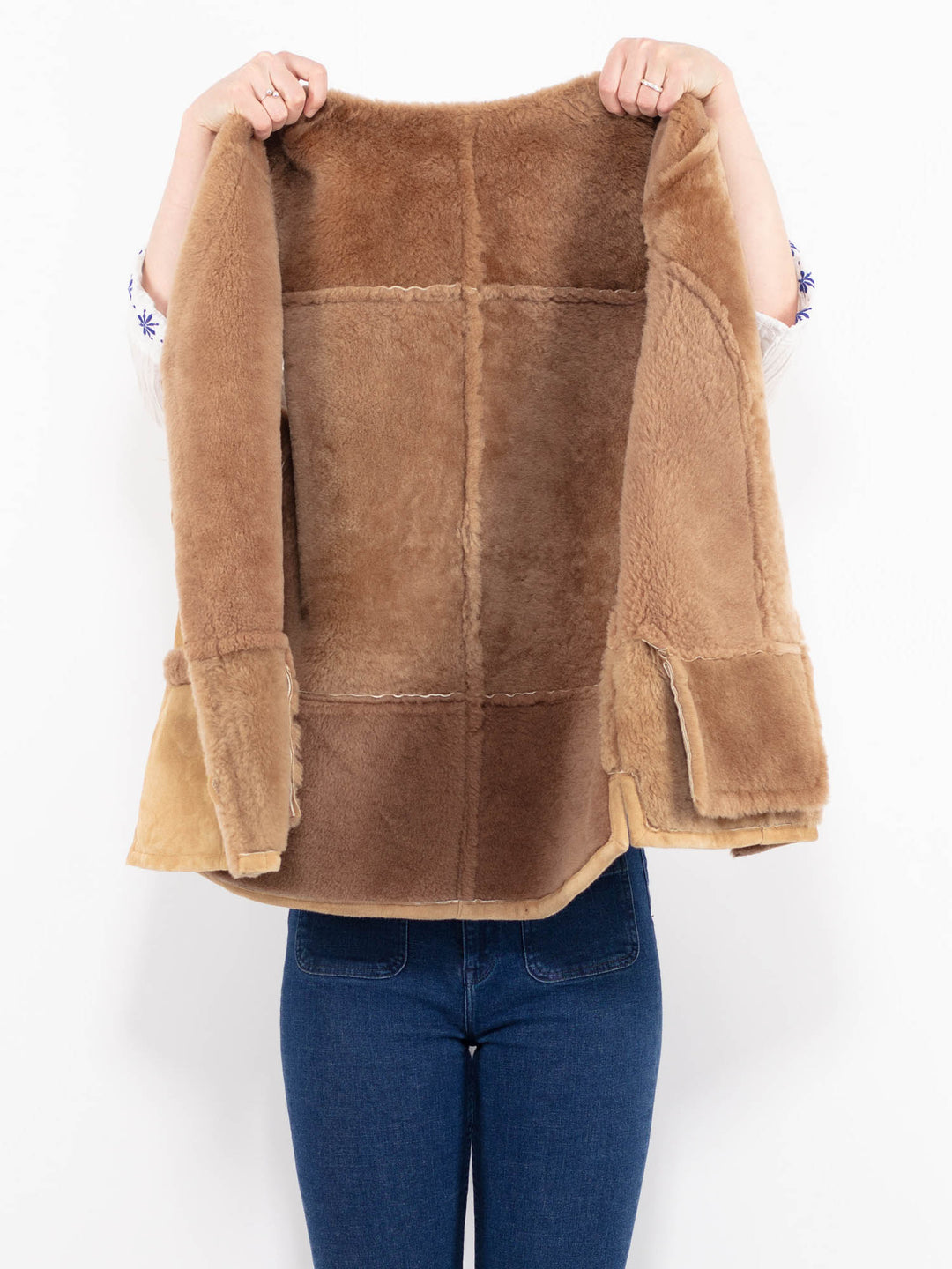 Vintage 90's Women Sheepskin Vest in BeigeA1025