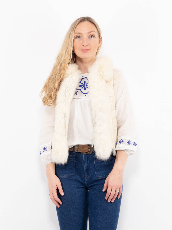 Vintage 90's Women Sheepskin Vest in WhiteA1047