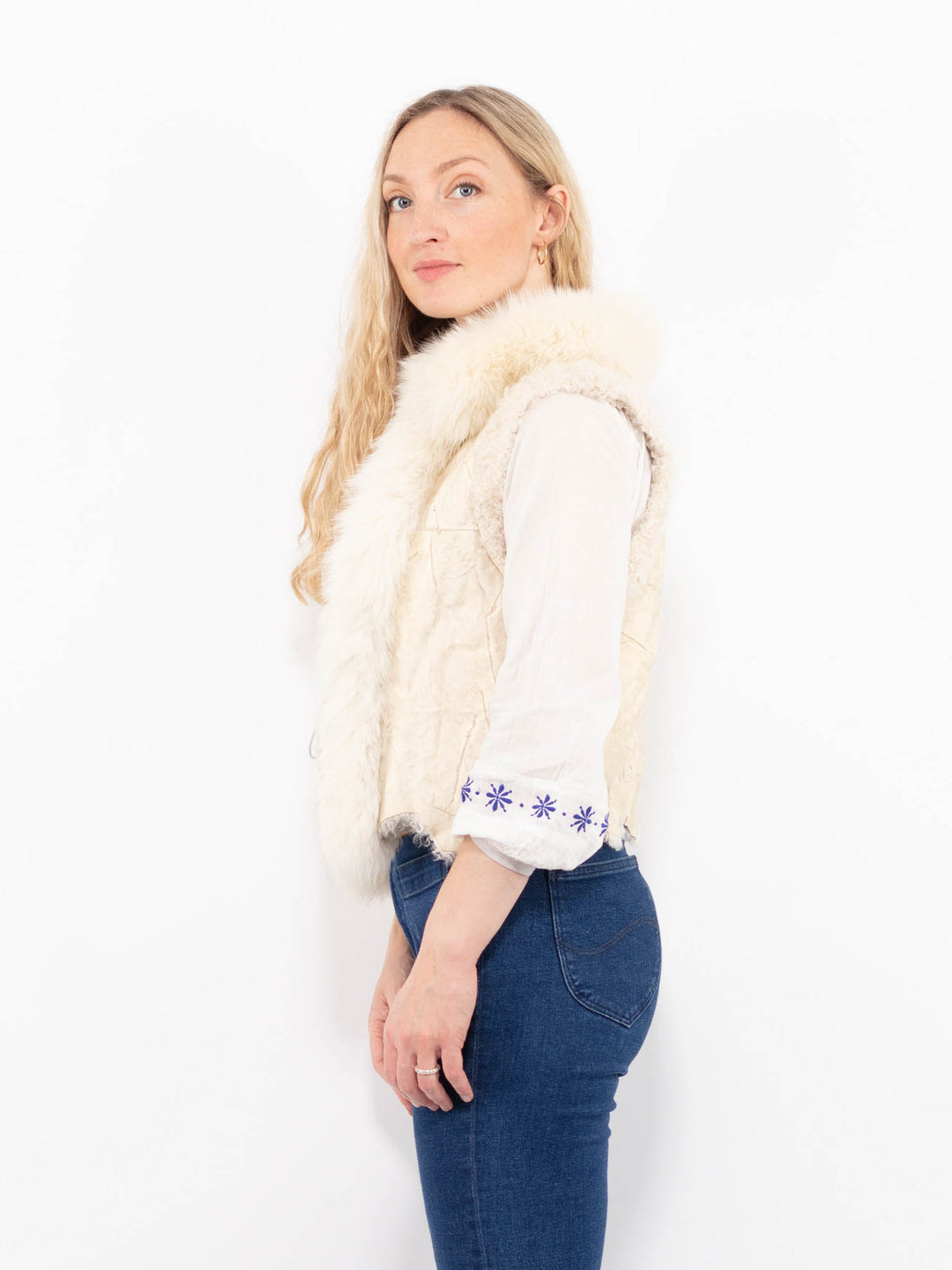 Vintage 90's Women Sheepskin Vest in WhiteA1047