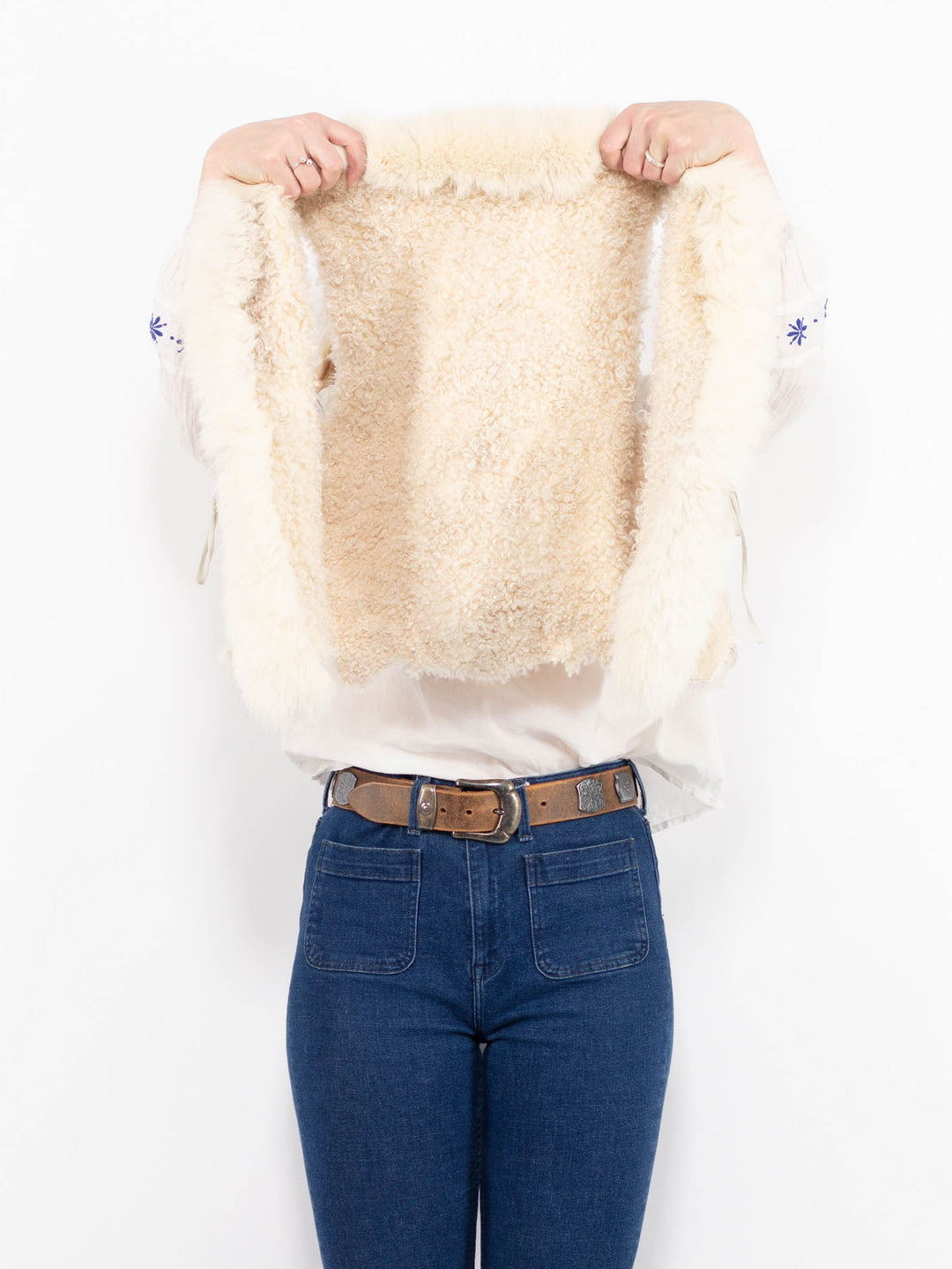 Vintage 90's Women Sheepskin Vest in WhiteA1047