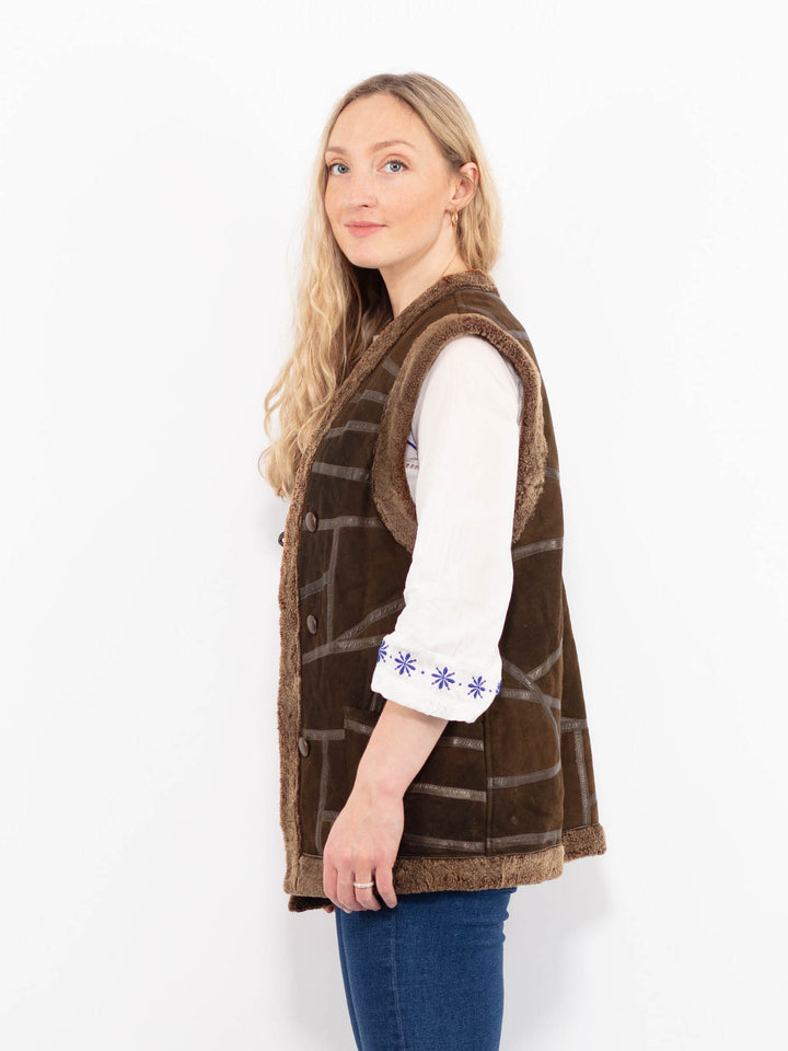 Vintage 90's Women Sheepskin Vest in BrownA1050