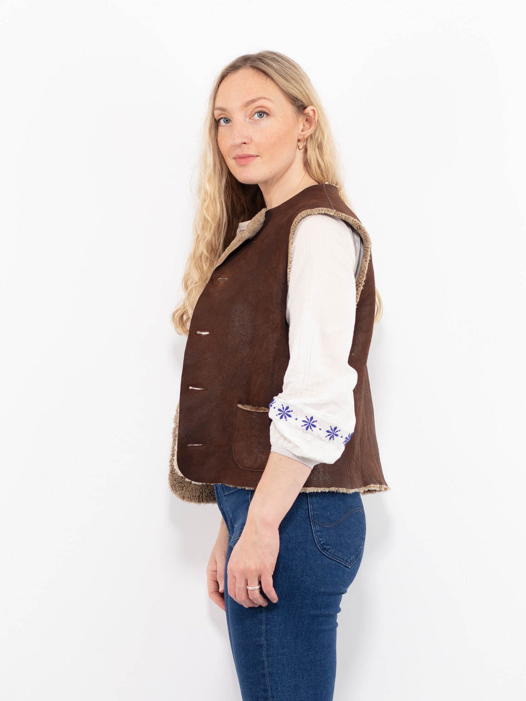 Vintage 90's Women Sheepskin Vest in BrownA1051