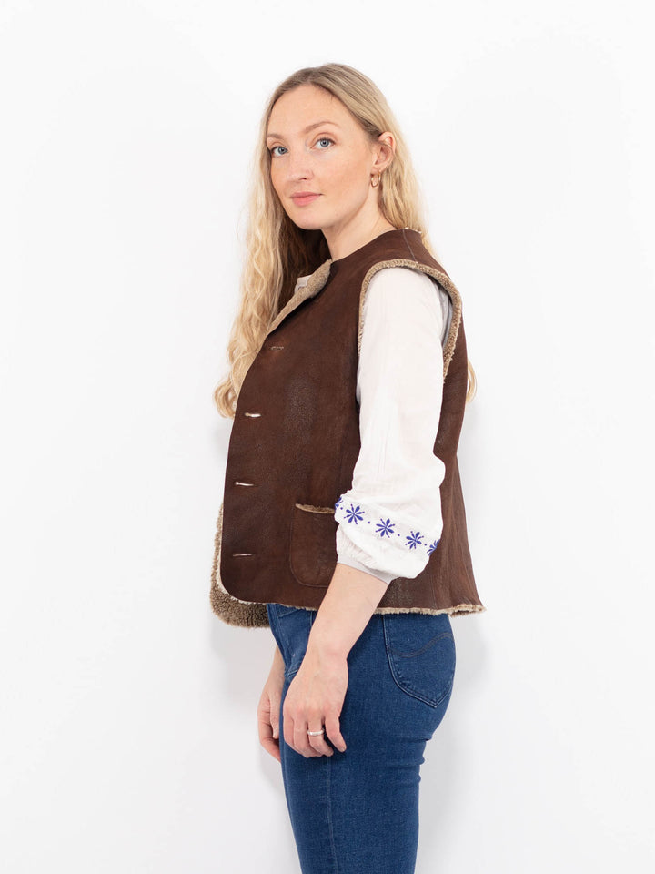 Vintage 90's Women Sheepskin Vest in BrownA1051