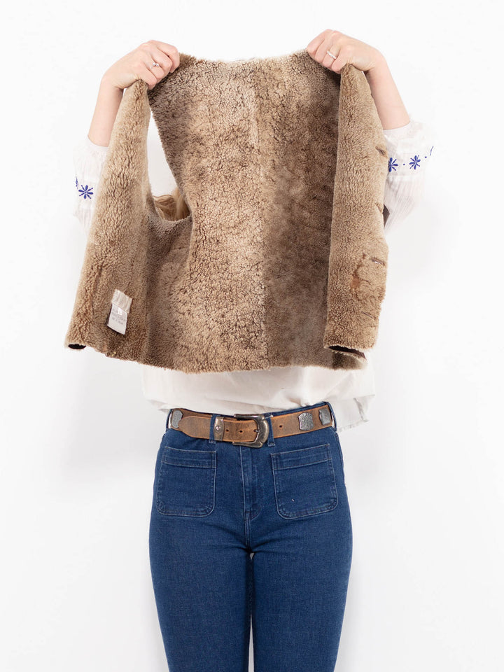 Vintage 90's Women Sheepskin Vest in BrownA1051
