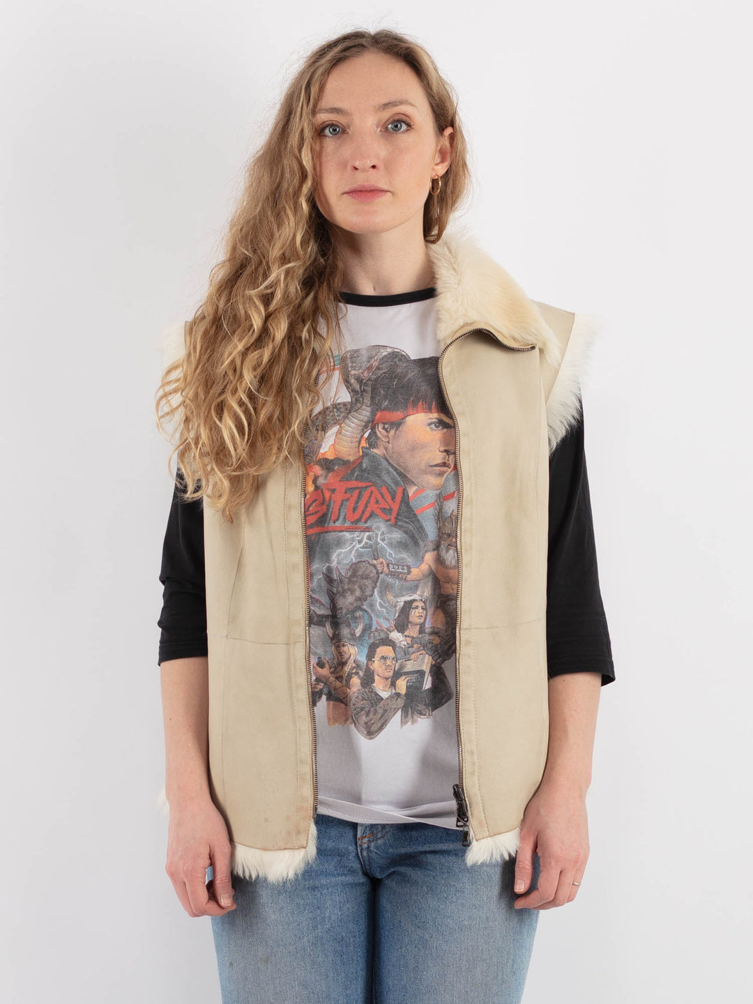 Vintage 90's Women Sheepskin Vest in BeigeV9330