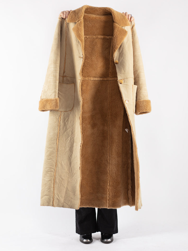 Vintage Women Sherpa Coat in Beige