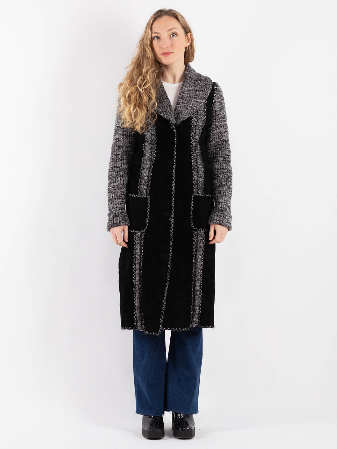 Vintage 90's Women Suede Coat in Black