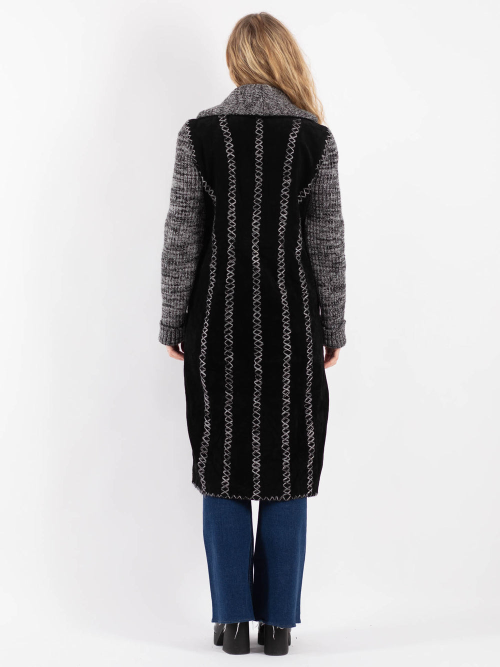 Vintage 90's Women Suede Coat in Black
