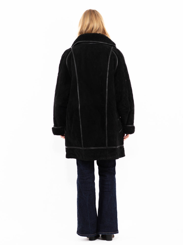 Vintage 90's Women Suede Sherpa Coat in Black