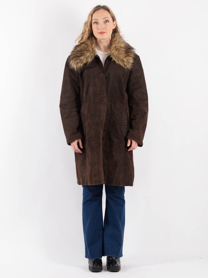 Vintage 90's Women Suede Coat in BrownV9200