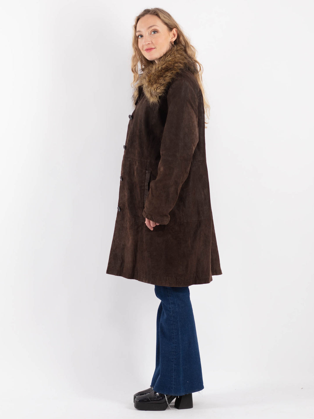 Vintage 90's Women Suede Coat in BrownV9200