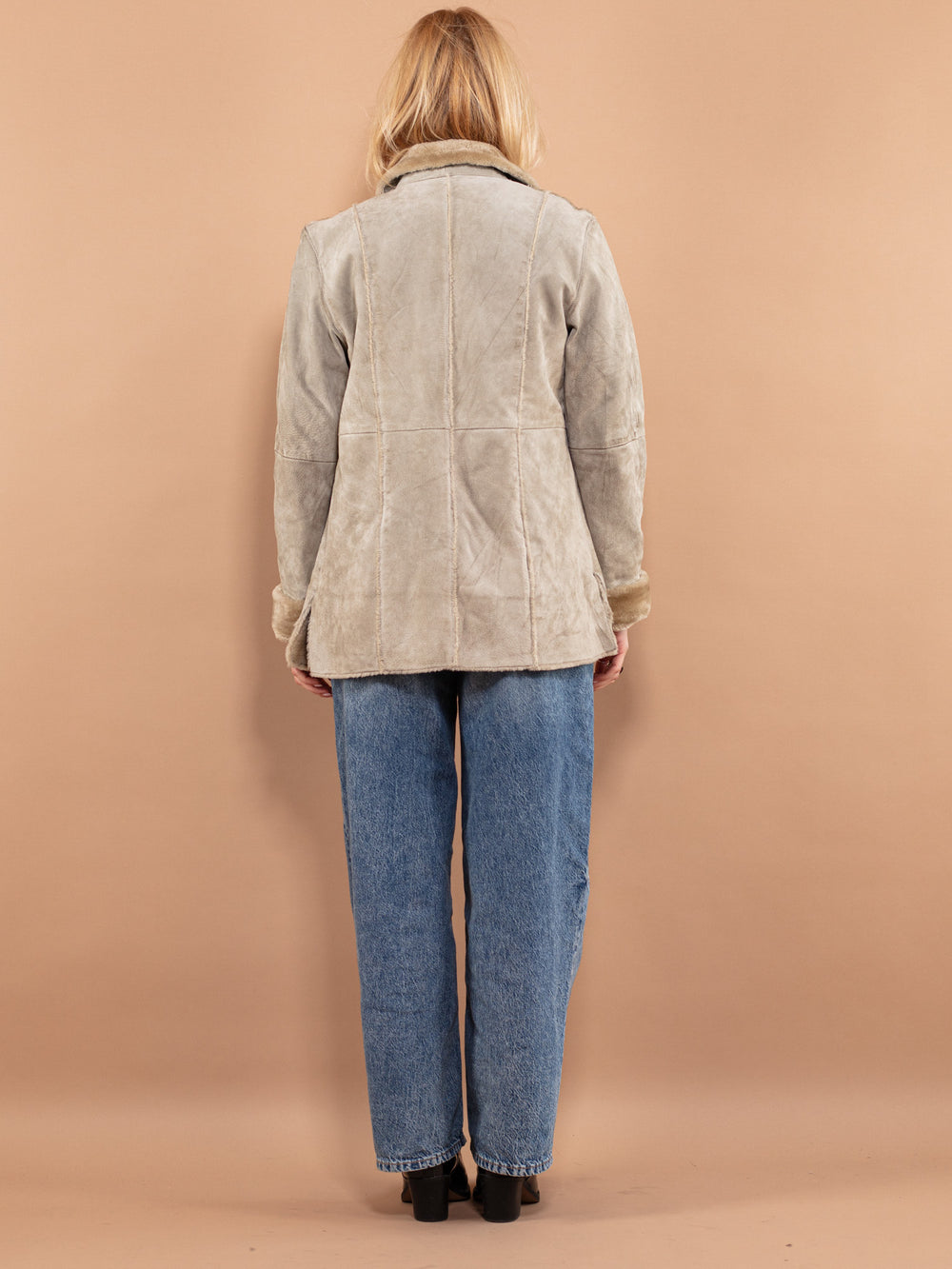 Vintage 90's Women Suede Sherpa Coat in Beige - NorthernGrip