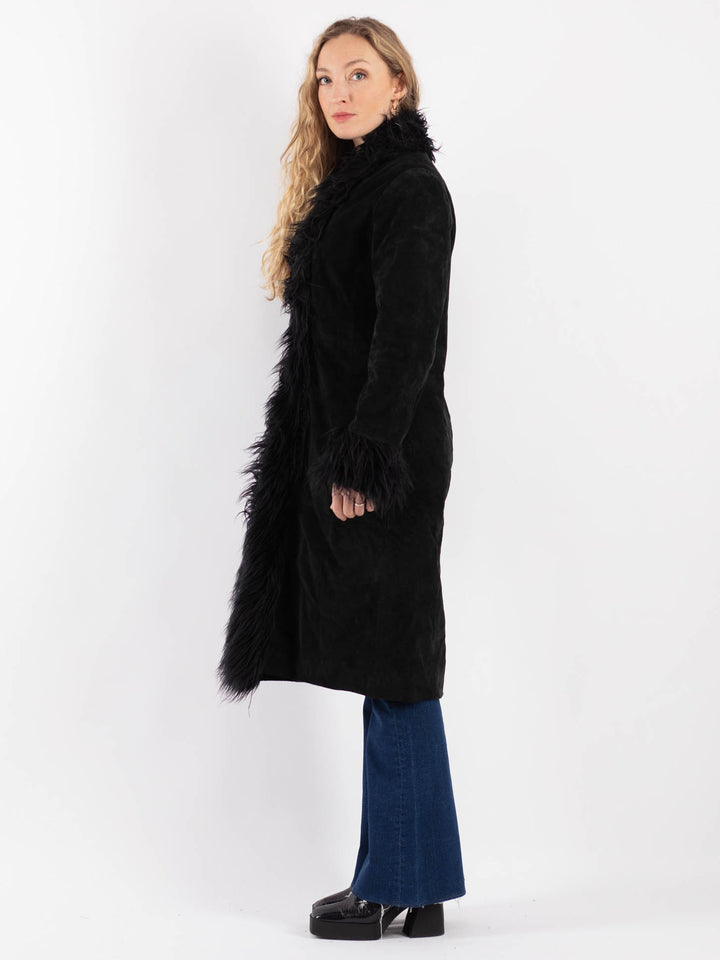 Vintage 90's Women Suede Sherpa Coat in Black