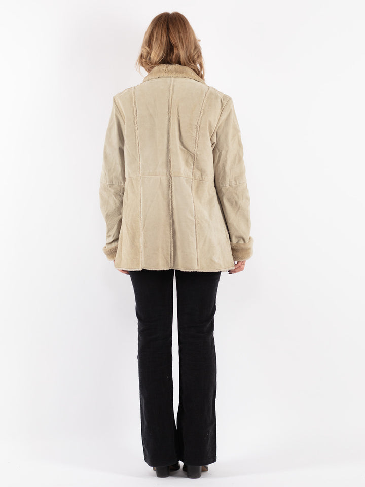 Vintage 90's Women Suede Sherpa Coat in Beige