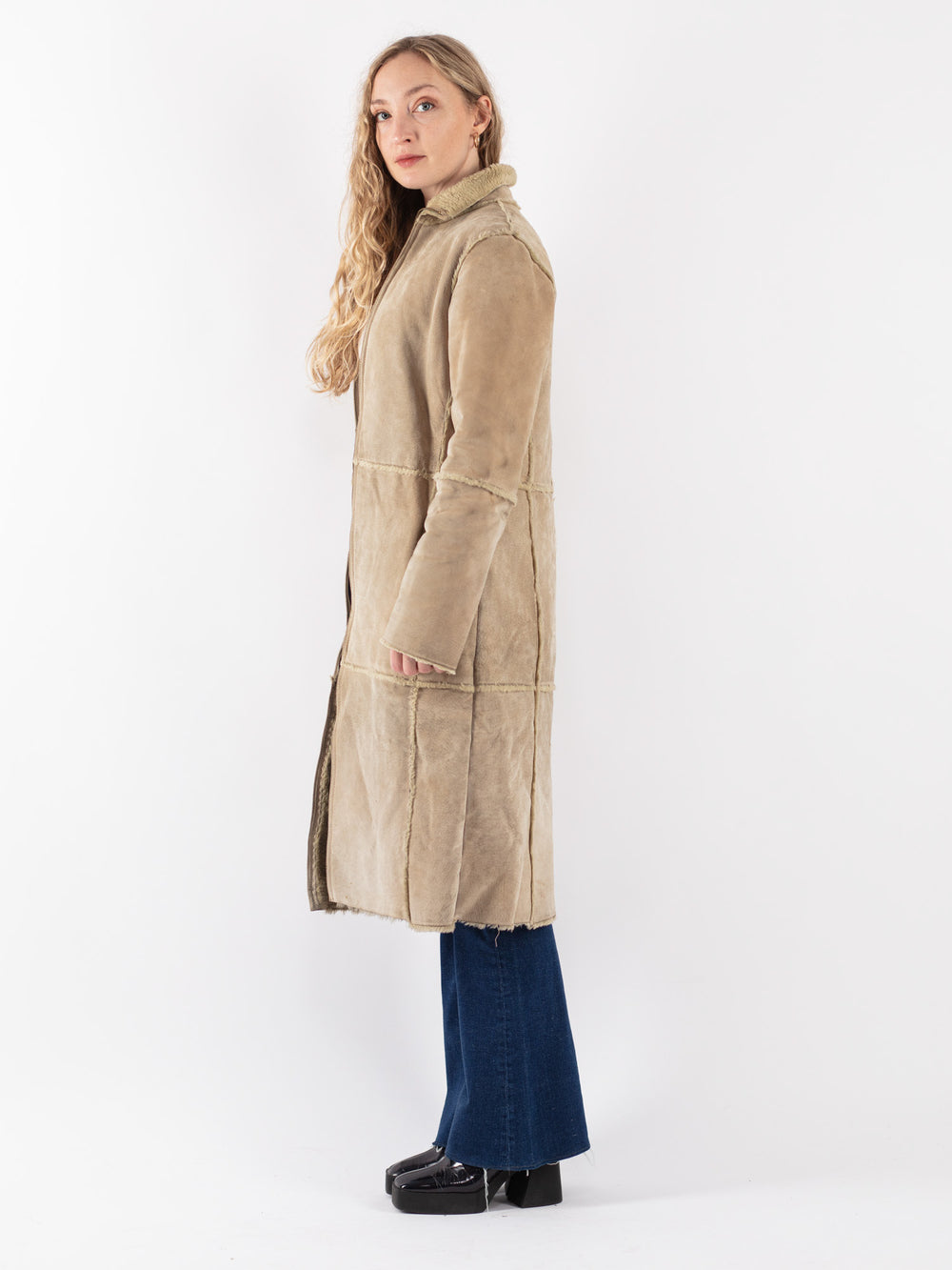 Vintage 90's Women Suede Sherpa Coat in Beige