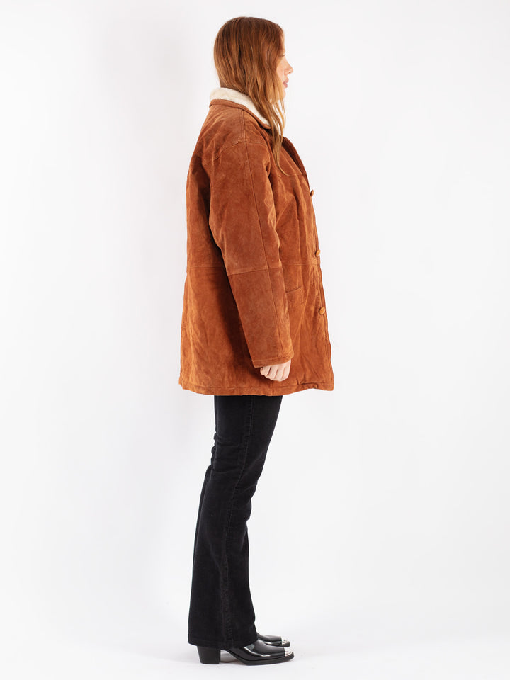 Vintage 90's Women Suede Sherpa Coat in Brown