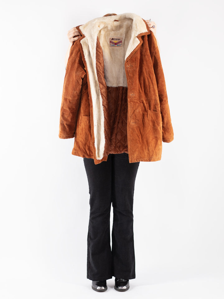 Vintage 90's Women Suede Sherpa Coat in Brown