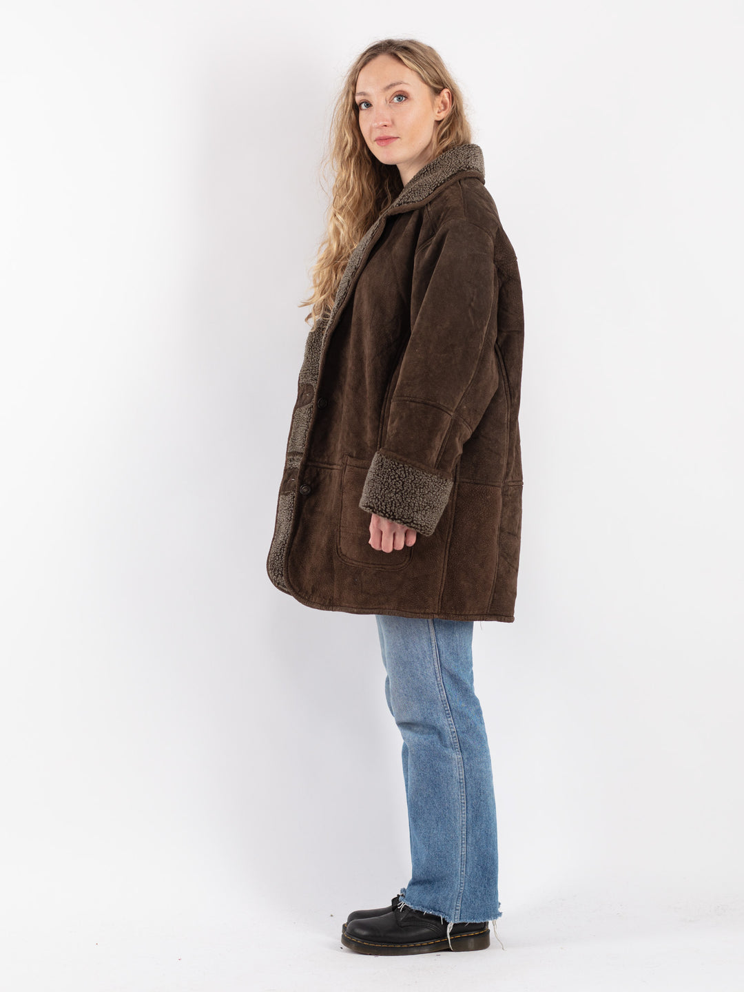 Vintage 90's Women Suede Sherpa Coat in Brown