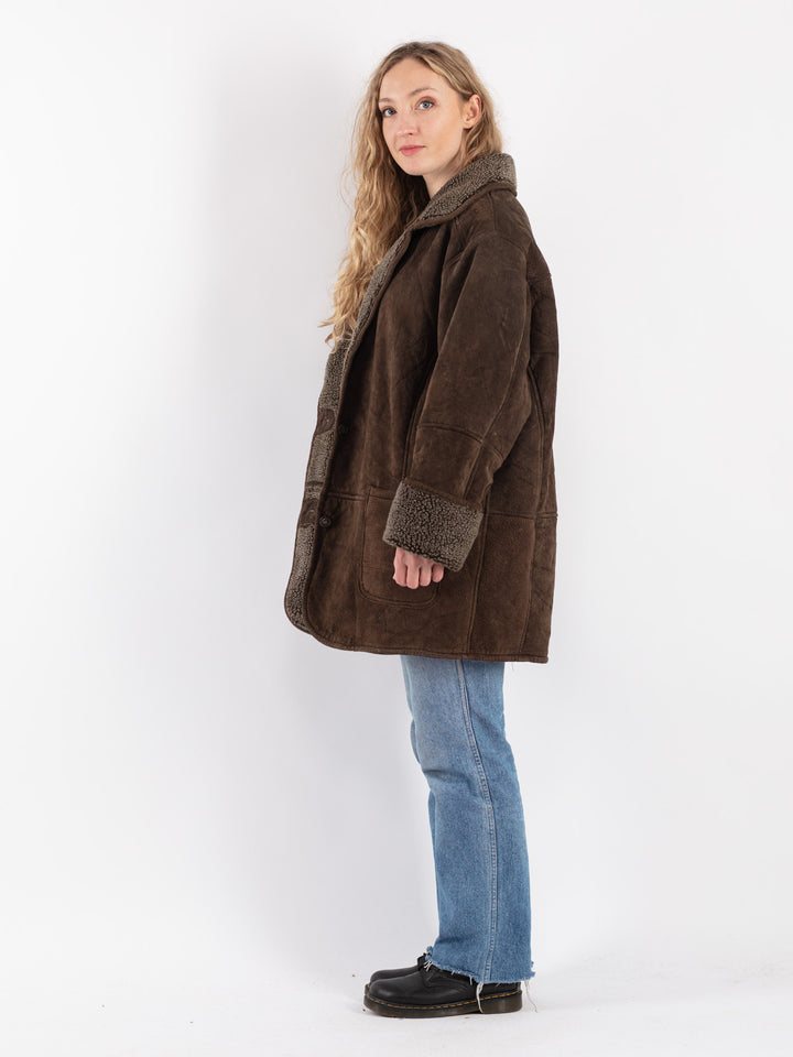 Vintage 90's Women Suede Sherpa Coat in Brown