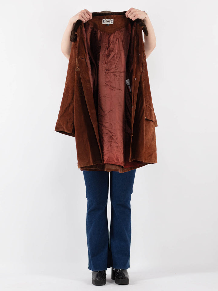 Vintage 90's Women Suede Sherpa in BrownV9410