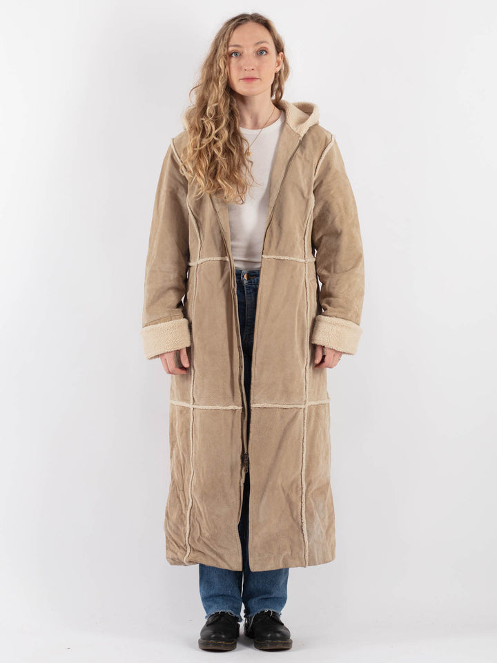 Vintage 90's Women Suede Sherpa in Beige