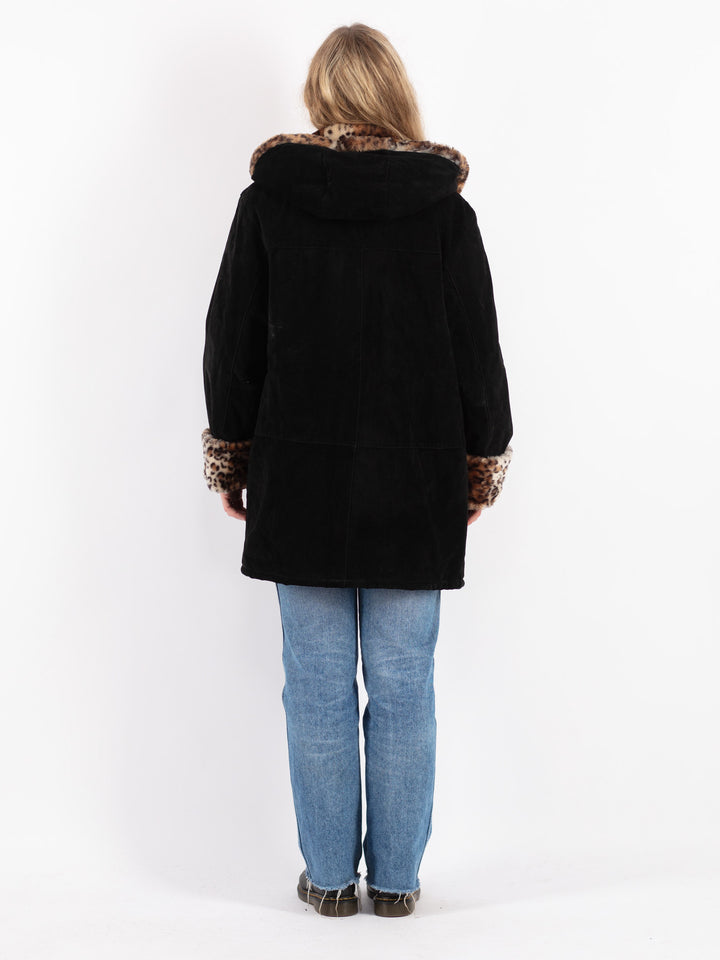 Vintage 90's Women Suede Sherpa Coat in Black