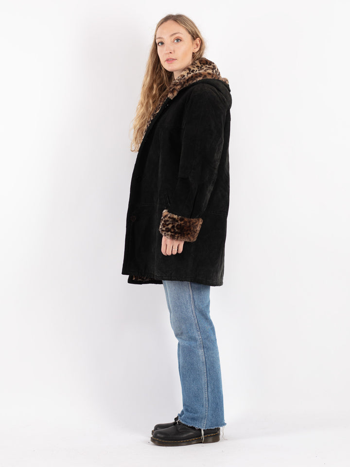 Vintage 90's Women Suede Sherpa Coat in Black