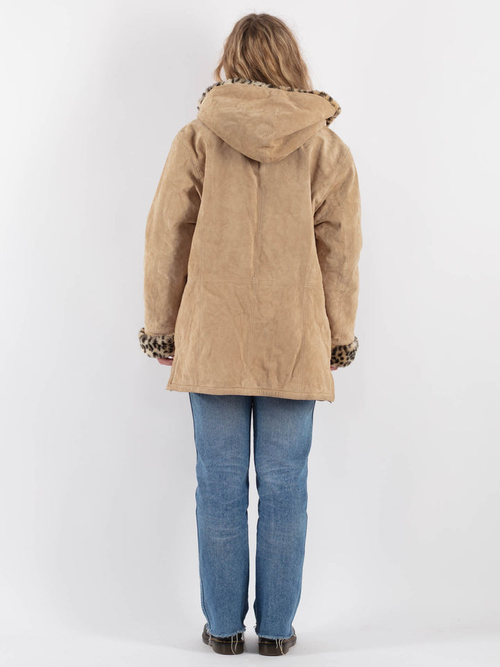 Vintage 90's Women Hooded Suede Sherpa Coat in Beige - NorthernGrip