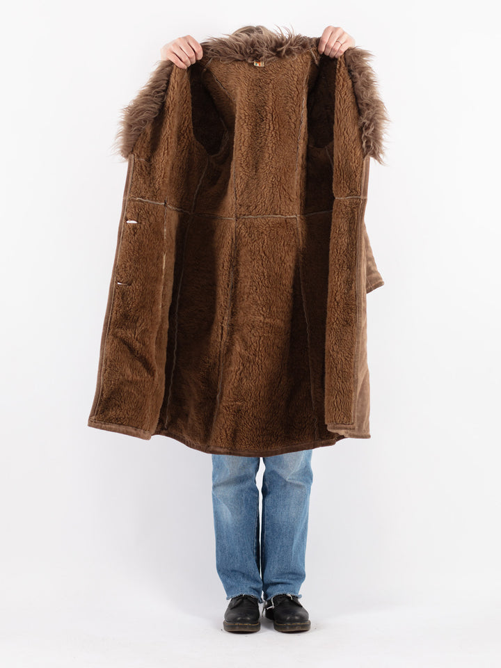 Vintage 90's Women Suede Sherpa Coat in Beige