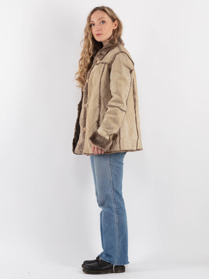 Vintage 90's Women Suede Sherpa Jacket in Beige