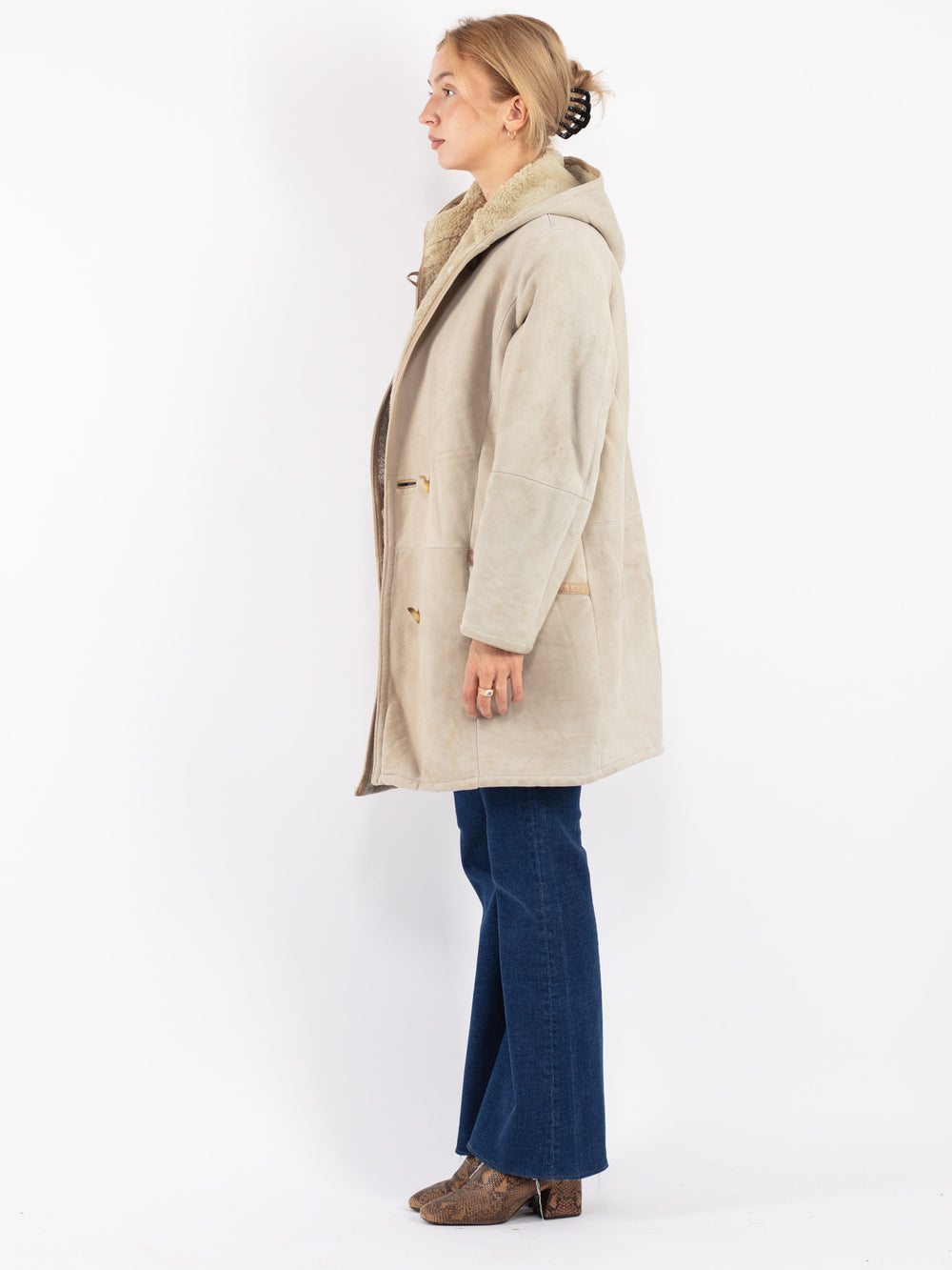 Vintage 90's Women Sheepskin Coat in Beige