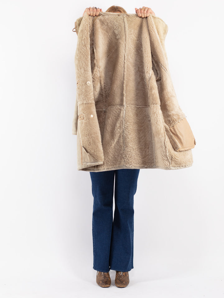 Vintage 90's Women Sheepskin Coat in Beige
