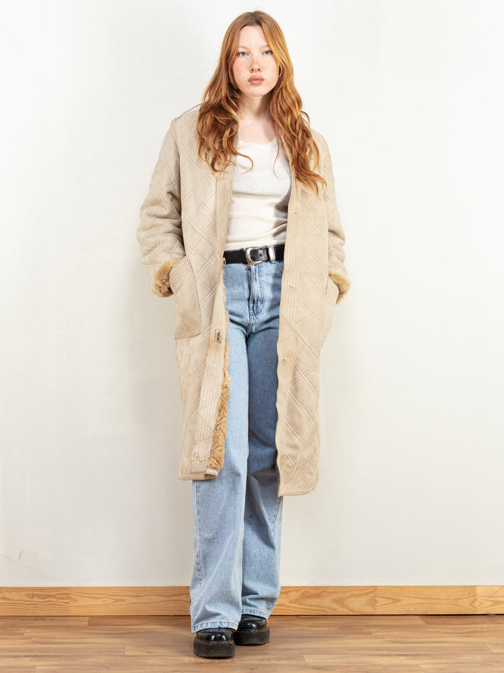 Vintage 80's Women Sheepskin Coat in Beige - NorthernGrip