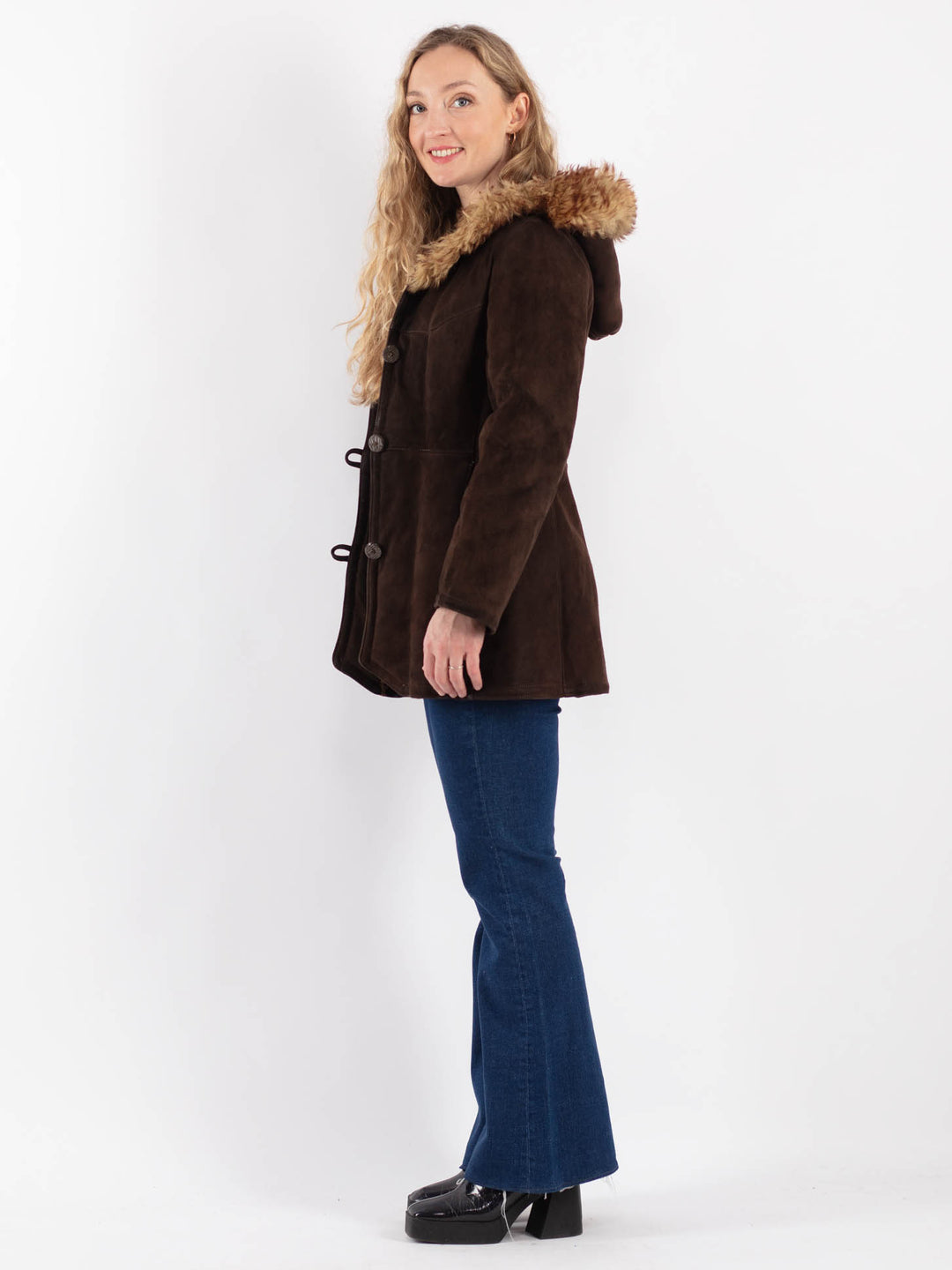 Vintage 70's Women Sheepskin Coat in Brown