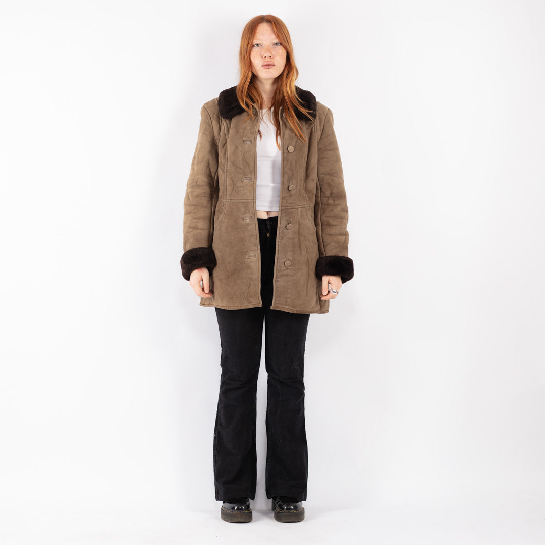 Vintage 70's Women Sheepskin Coat in Beige