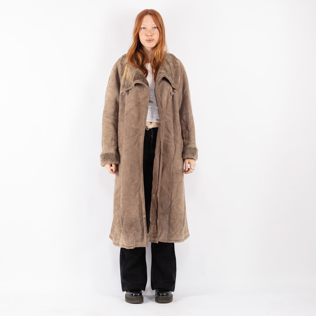 Vintage 80's Women Sheepskin Shearling Coat in Beige