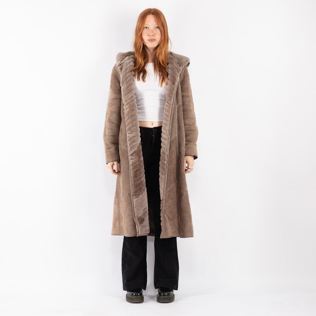 Vintage 80's Women Sheepskin Coat in Beige