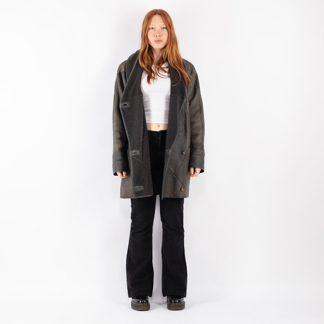 Vintage 80's Women Sheepskin Coat in Gray