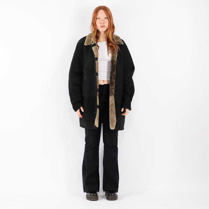 Vintage 90's Women Sheepskin Coat in Black