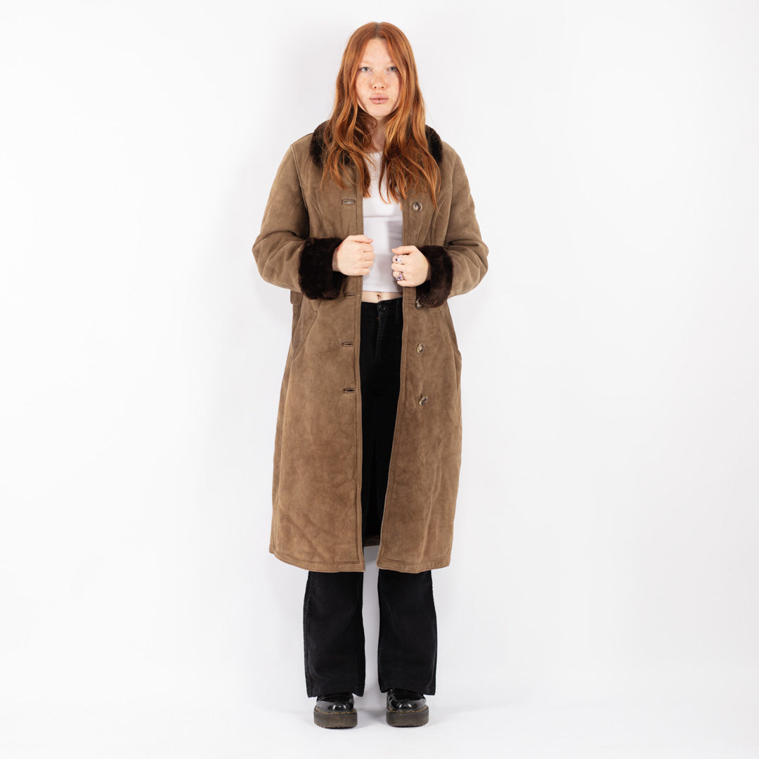 Vintage 70's Women Sheepskin Coat in Beige