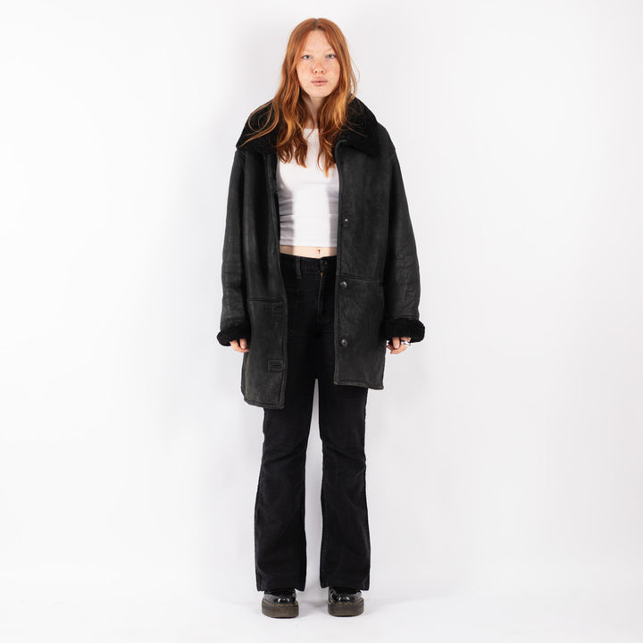 Vintage 90's Women Sheepskin Coat in Black