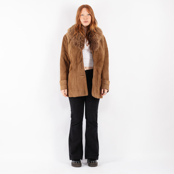 Vintage 70's Women Sheepskin Coat in Beige