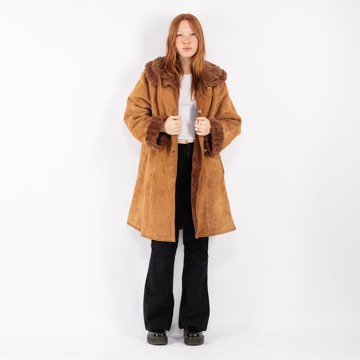 Vintage 80's Women Sheepskin Coat in Brown