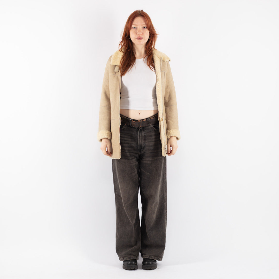 Vintage 90's Women Sheepskin Coat in Beige