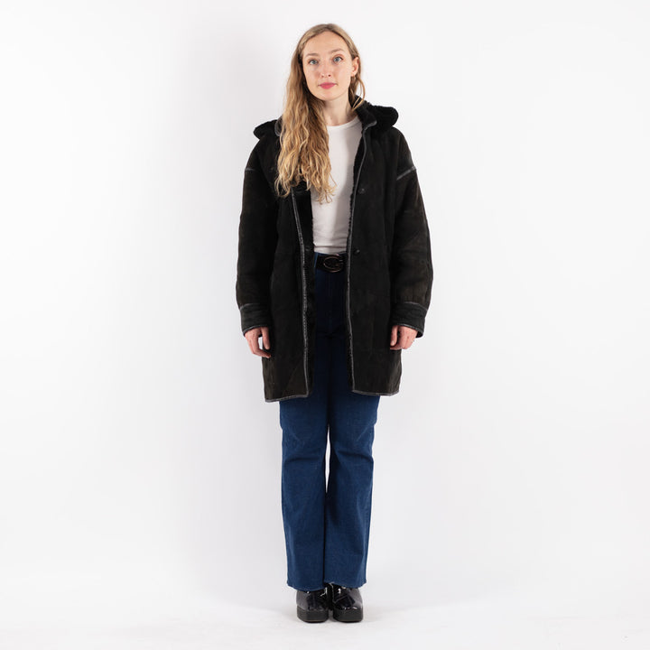 Vintage 90's Women Sheepskin Coat in Black