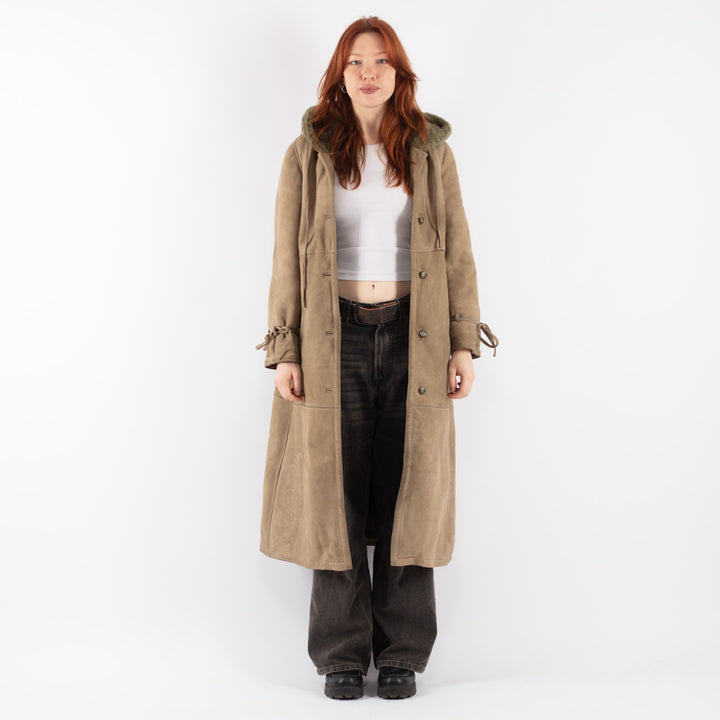 Vintage 70's Women Sheepskin Coat in Beige